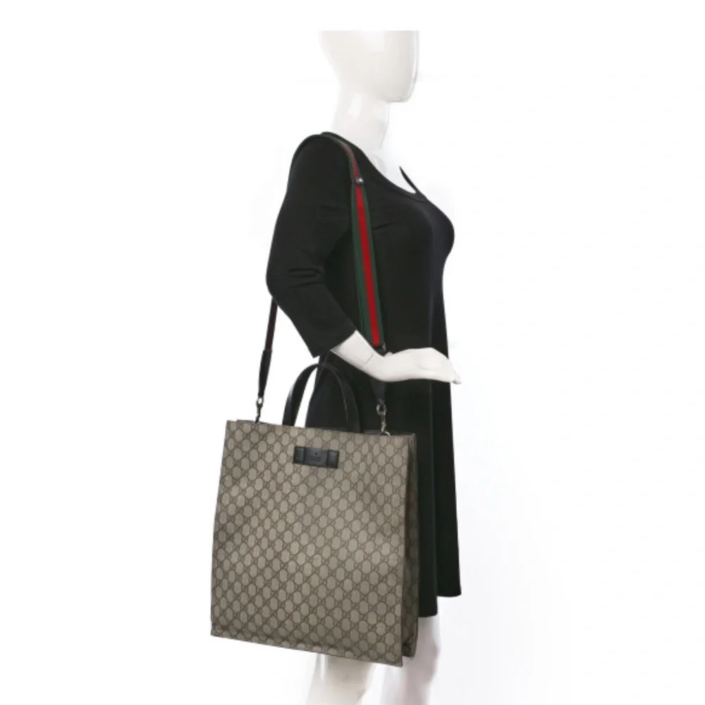 Soft GG Supreme Monogram Web Vertical Tote Bag - Picture 4 of 9